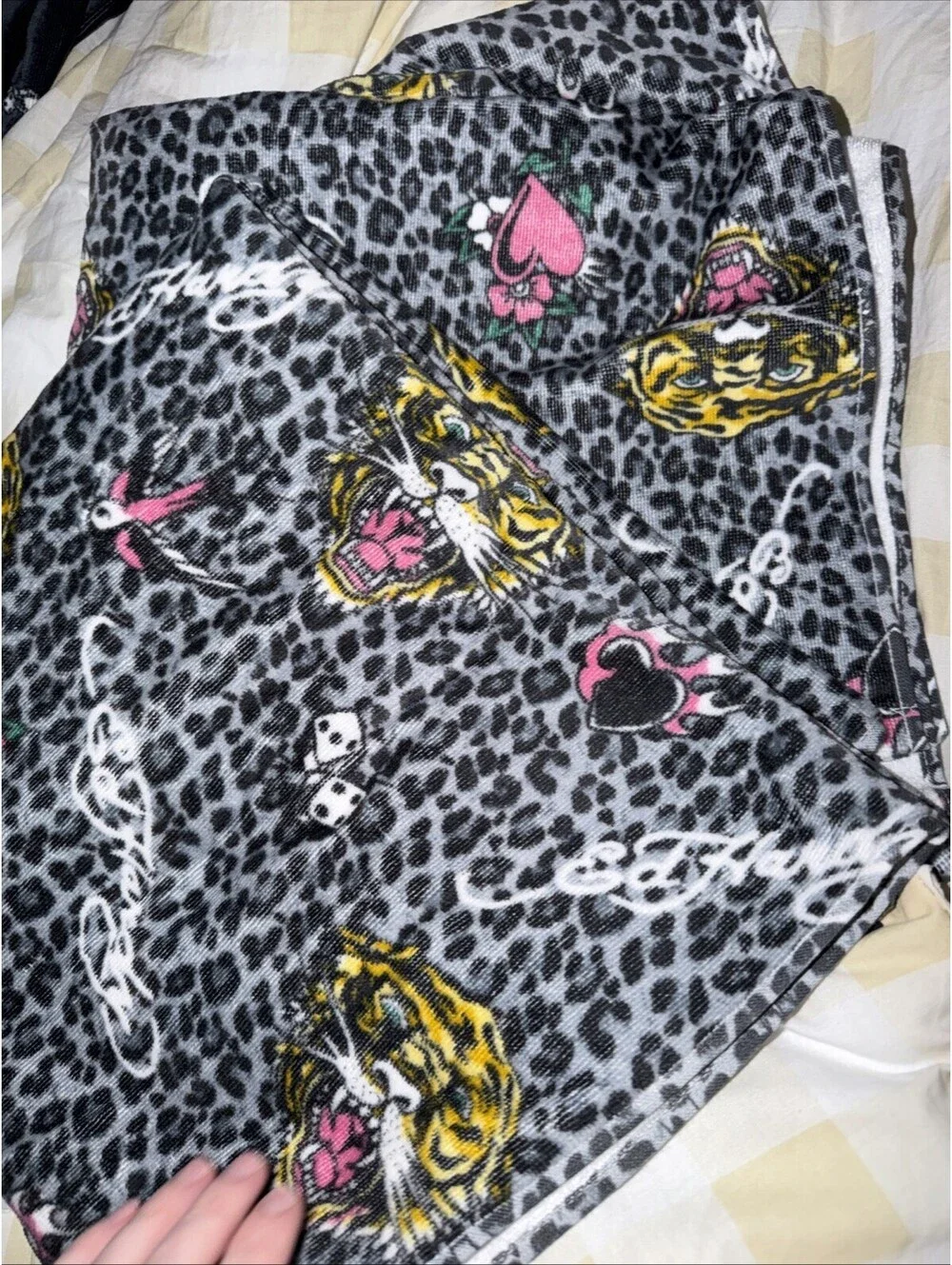 Ed Hardy Bath  Set (2) Towels  Tiger Dice Heart Leopard Print NWT